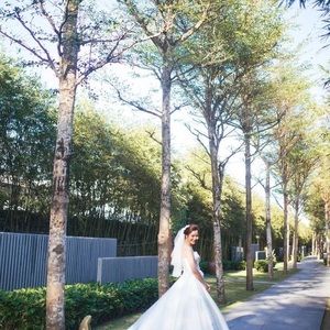 Meet your Posher, Thanh